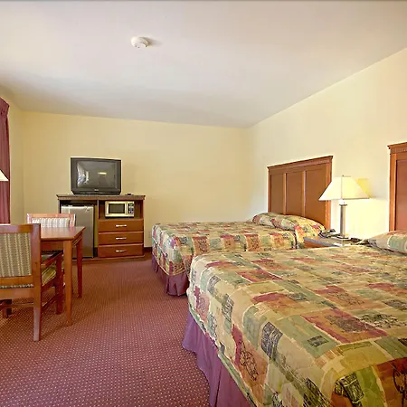 Relax Inn & Suites El Cajon-3