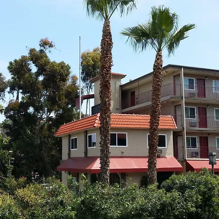 Super 8 By Wyndham San Diego Hotel Circle-2