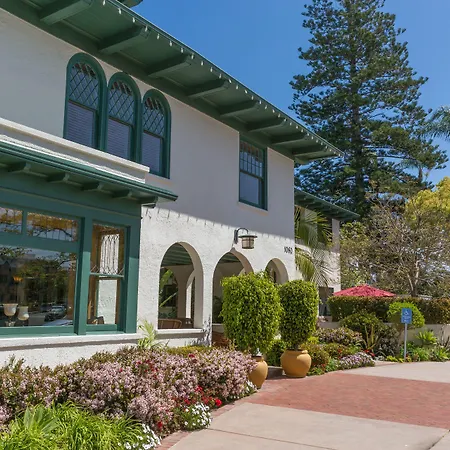 1906 Lodge-2