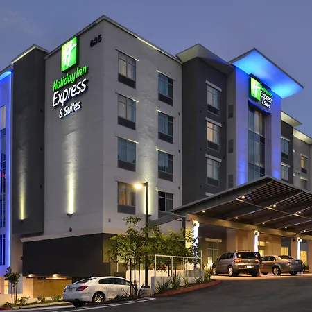 Holiday Inn Express & Suites San Diego - Mission Valley By Ihg-2