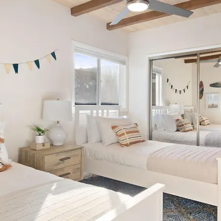 Mission Point 2 By Avantstay Mission Beach Home W Large Balcony Steps To Beach-2