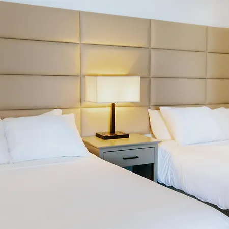 Surfer Beach Hotel-3