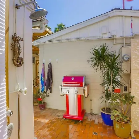 Surf And Sand Beach Bungalow-2