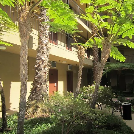Quality Inn San Diego Downtown North-2