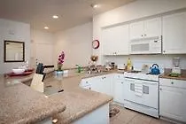 Sunshine Suites At 2500-3