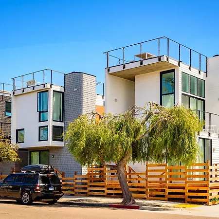 Modern Beach Home Steps To The Sand-2