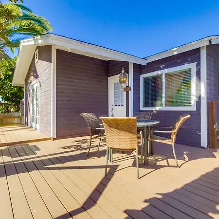 Kingston Court Cottage 726-2