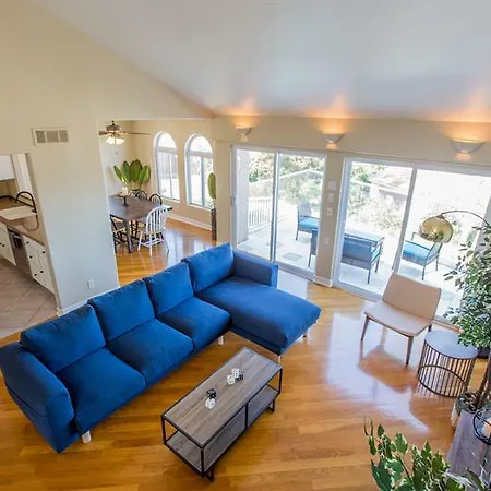 Posh 3Br In Bay Park By Sonder-3