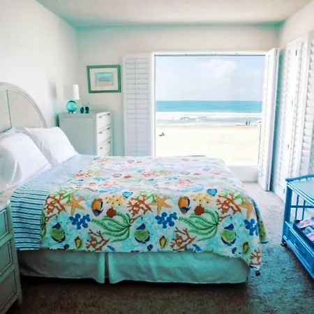 Mission Beach Retreat Ocean Front Vacation Rentals-2