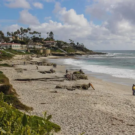 La Jolla Cottage-3