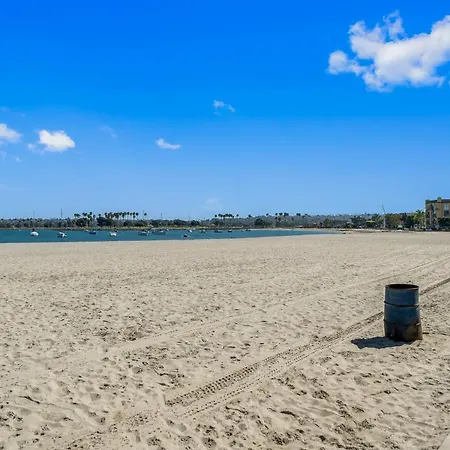 Mission Beach - Ocean And Bay Steps Away!-3