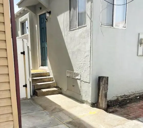 Cheerful 1 Bedroom Beach Cottage. On The Oceanside! San Diego que aceita animais de estimação
