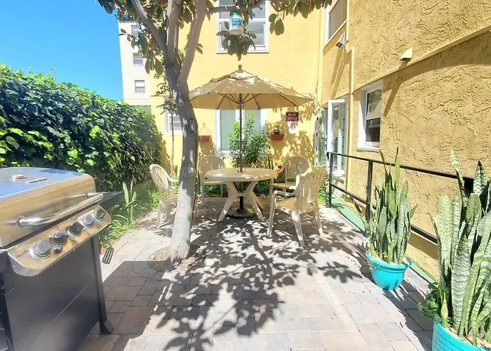 Comfortable Peachy Studio Downtown Retreat Near Gaslamp District! ! Close To Everything! Apartamento San Diego