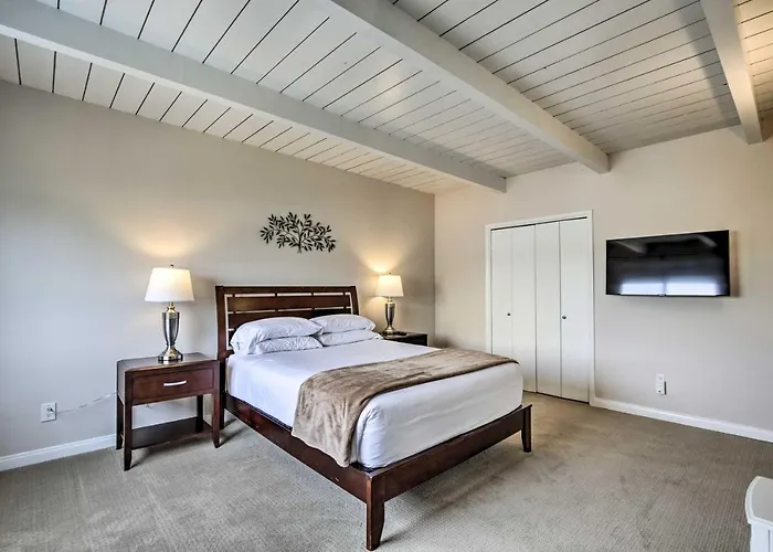 Pet-Friendly San Diego Retreat Near Beach! que aceita animais de estimação