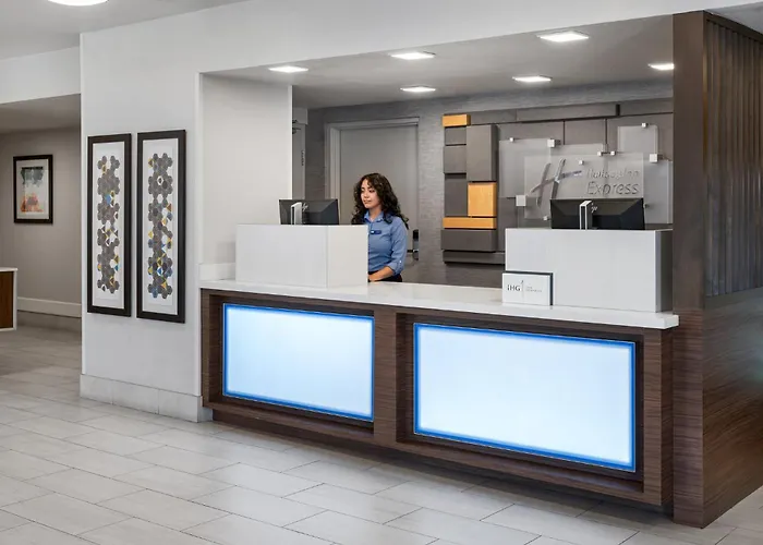 Holiday Inn Express San Diego - Sea World Area By Ihg